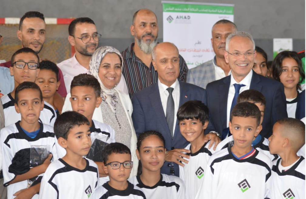 Photo de groupe lors d’un projet associatif